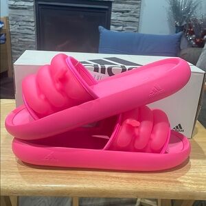 Woman's Sandals adidas Zplaash Slide Sandal